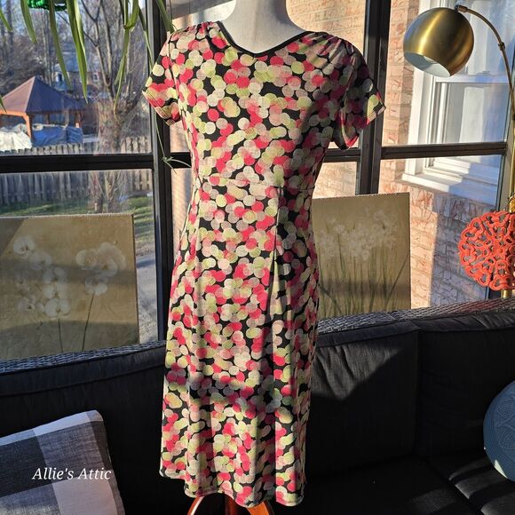 Red Green Black Rabbit Rabbit Rabbit Polka Dot VNeck Short Sleeve Long Dress 8 - Picture 4 of 6